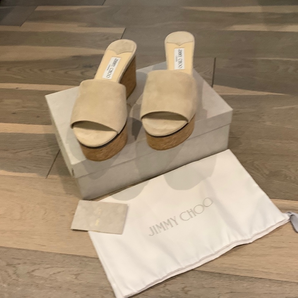 Jimmy Choo white sand suede wedge size 9 (39)
